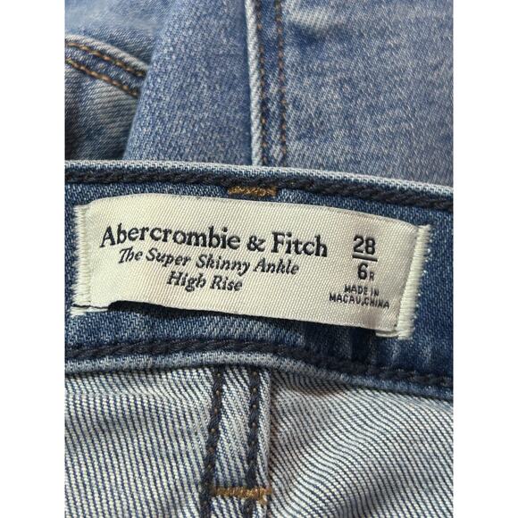 Abercrombie & Fitch The Super Skinny Ankle High Rise Jeans 28/6R Blue Denim Rip - Picture 6 of 7